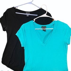 *Bundle* (2) Wet Seal V-Neck Basic Tee Fitted